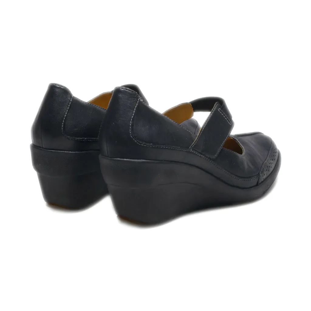 Clarks Wedge Shoes Leather Black Colour For Women