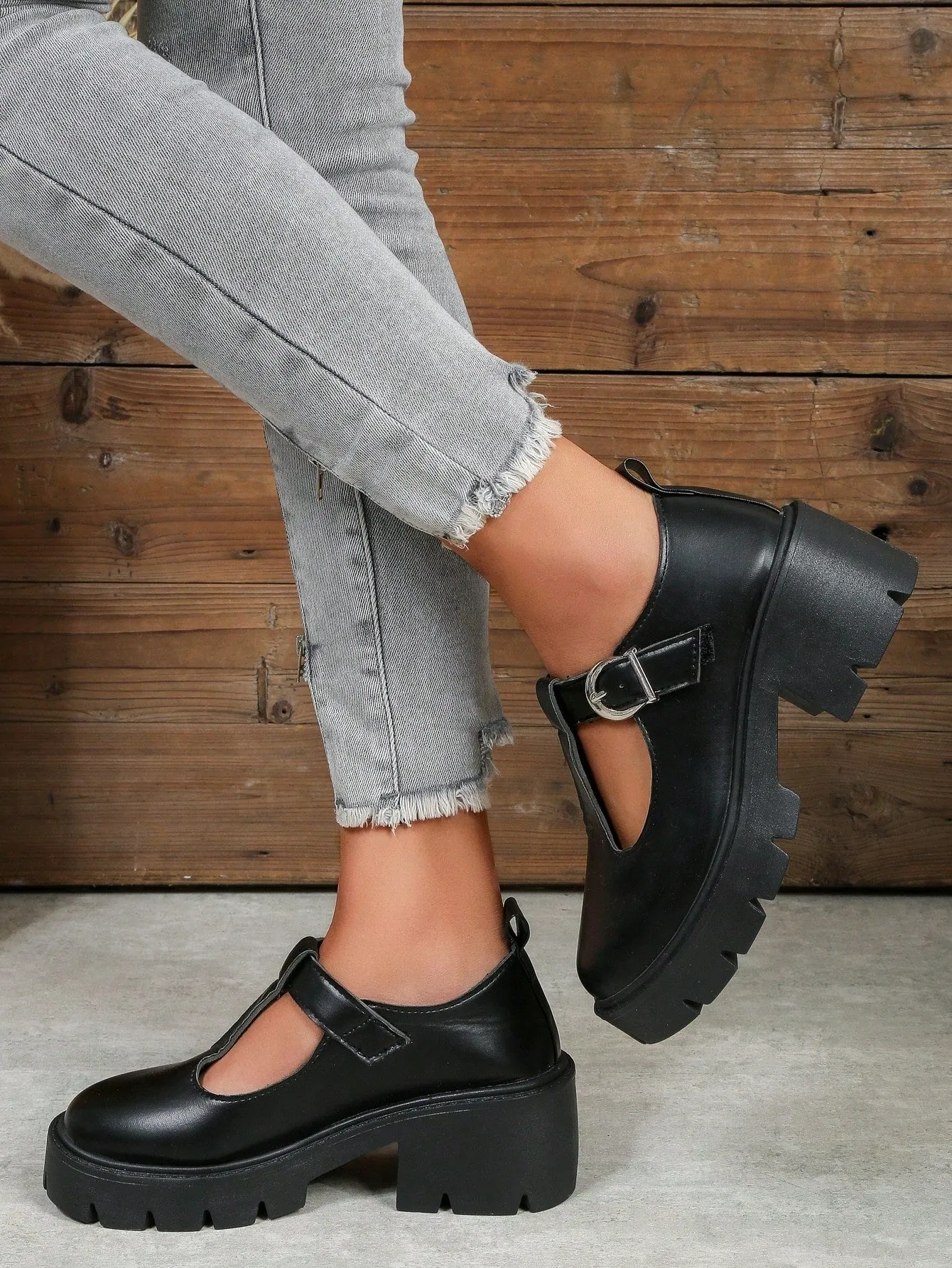 Wedge High Heel Shoes with Thick Sole and Black Color for Work